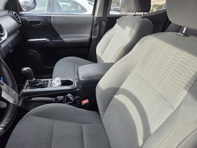 2018 Toyota Tacoma SR5 V6