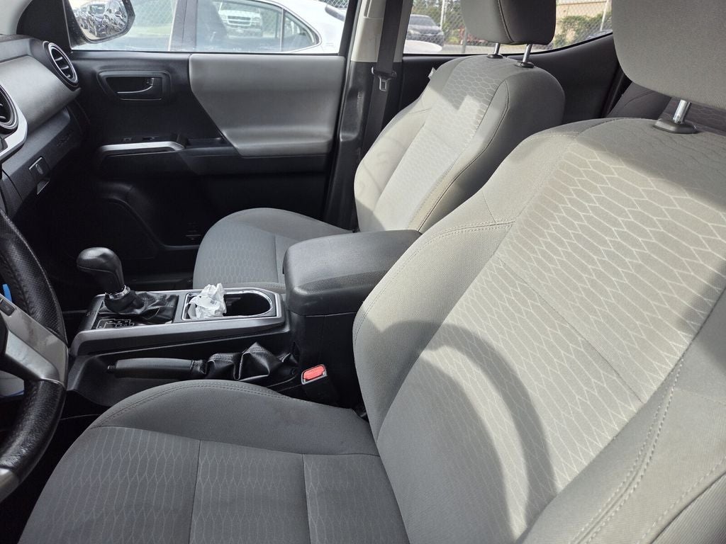 2018 Toyota Tacoma SR5 V6
