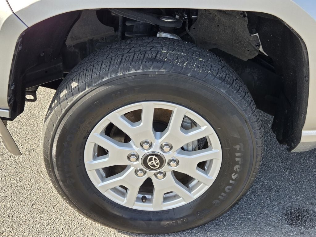 2024 Toyota TACOMA SR5 SR5