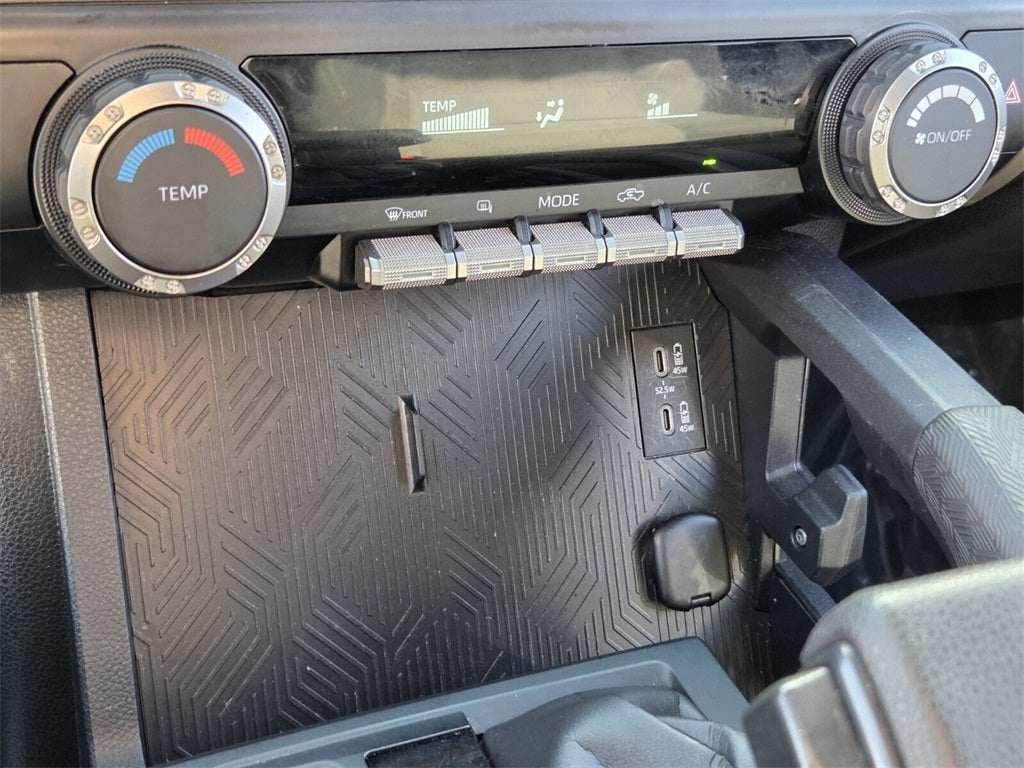 2024 Toyota TACOMA SR5 SR5