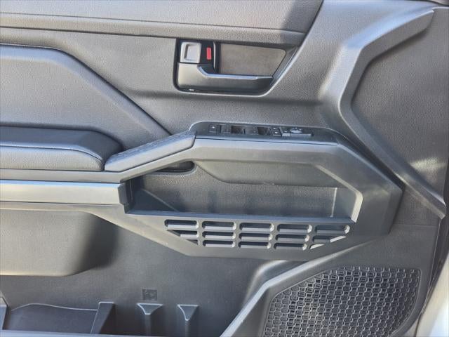 2024 Toyota TACOMA SR5 SR5