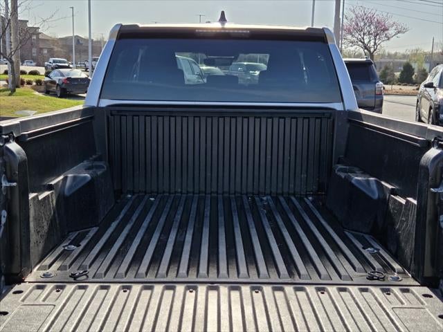 2024 Toyota TACOMA SR5 SR5