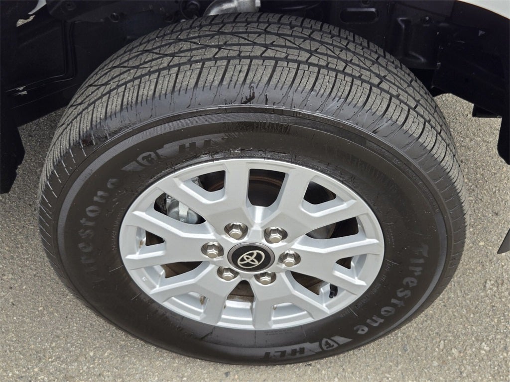 2025 Toyota TACOMA SR5 SR5