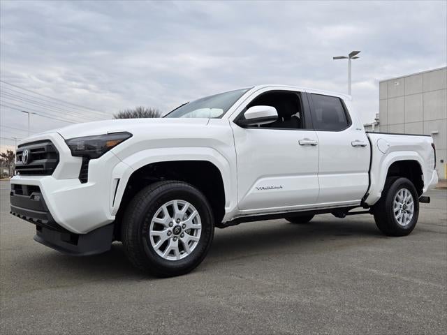 2025 Toyota TACOMA SR5 SR5