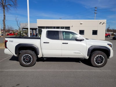 2025 Toyota TACOMA TRD OFFRD TRD Off-Road