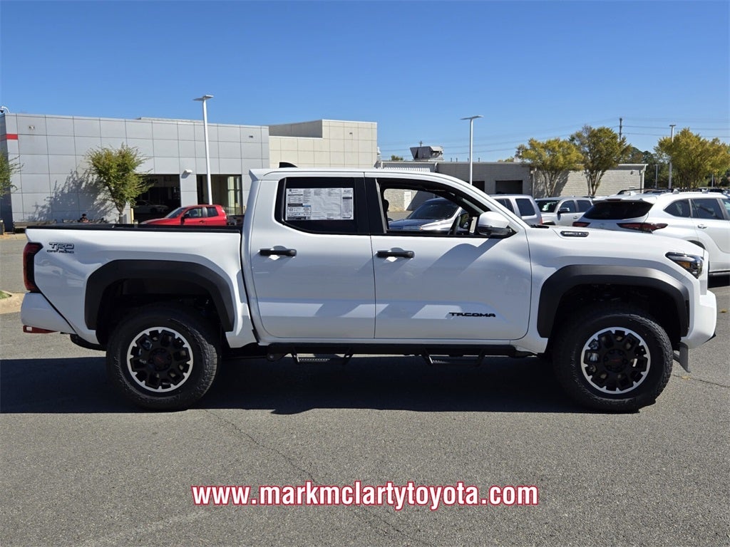 2025 Toyota Tacoma i-FORCE MAX TRD Off-Road i-FORCE MAX