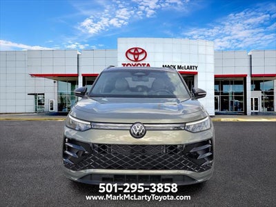 2026 Volkswagen Tiguan 2.0T SE R-Line Black