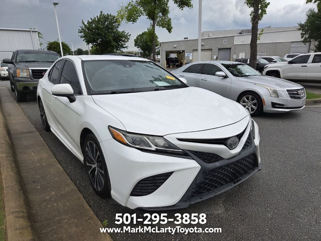 2019 Toyota Camry SE