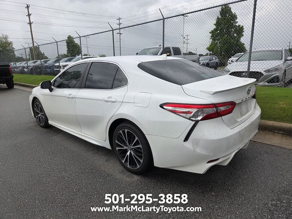 2019 Toyota Camry SE