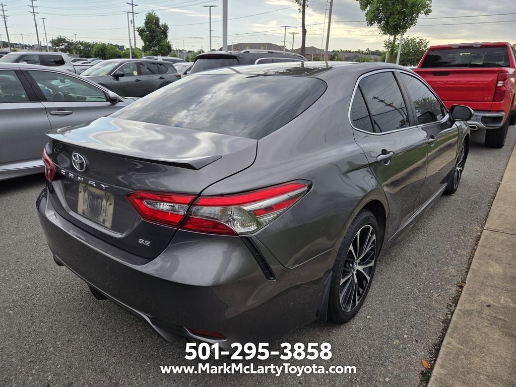 2018 Toyota Camry SE