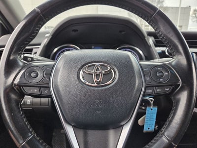 2019 Toyota CAMRY SE
