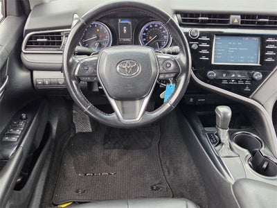 2019 Toyota CAMRY SE