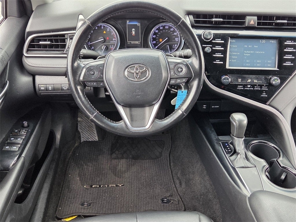 2019 Toyota CAMRY SE