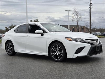 2019 Toyota CAMRY SE