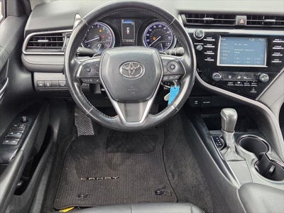 2019 Toyota CAMRY SE