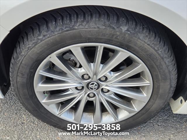 2016 Toyota Avalon Hybrid Limited