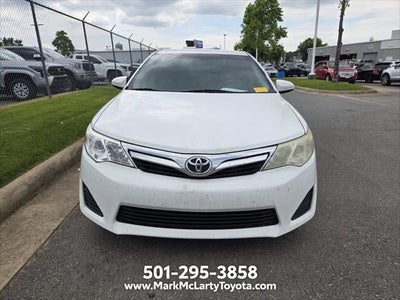 2014 Toyota CAMRY LE