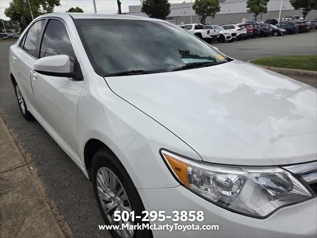 2014 Toyota CAMRY LE