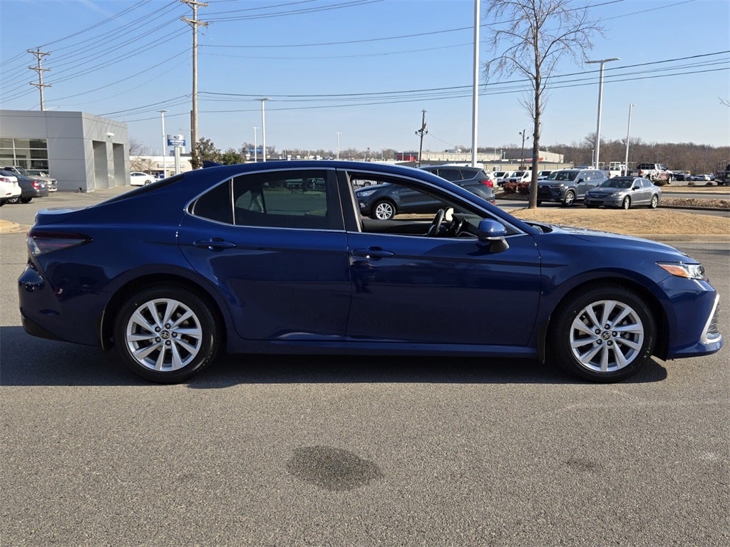 2023 Toyota CAMRY LE