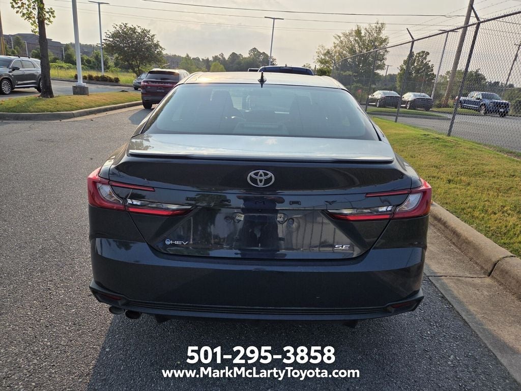 2025 Toyota Camry SE