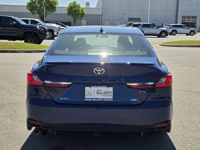 2025 Toyota CAMRY SE