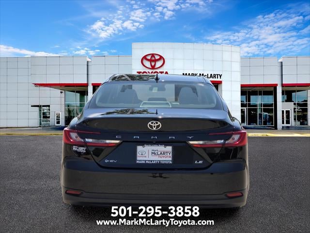 2025 Toyota CAMRY LE