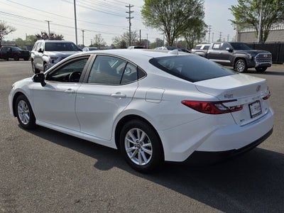 2025 Toyota CAMRY LE