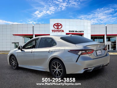 2024 Toyota Camry SE