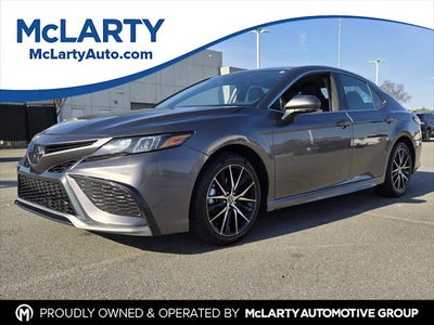 2024 Toyota CAMRY SE