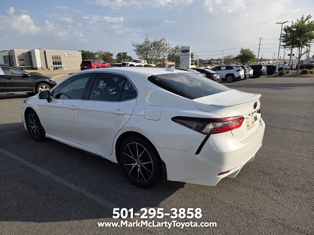 2023 Toyota Camry SE
