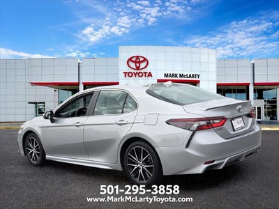 2024 Toyota CAMRY SE