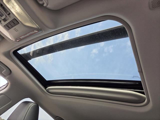 2025 Toyota RAV4 HYBRID XLE Premium