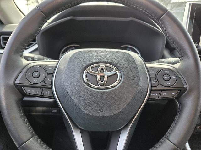 2025 Toyota RAV4 HYBRID XLE Premium