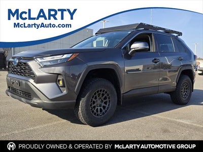 2024 Toyota RAV4 HYBRID XLE Premium