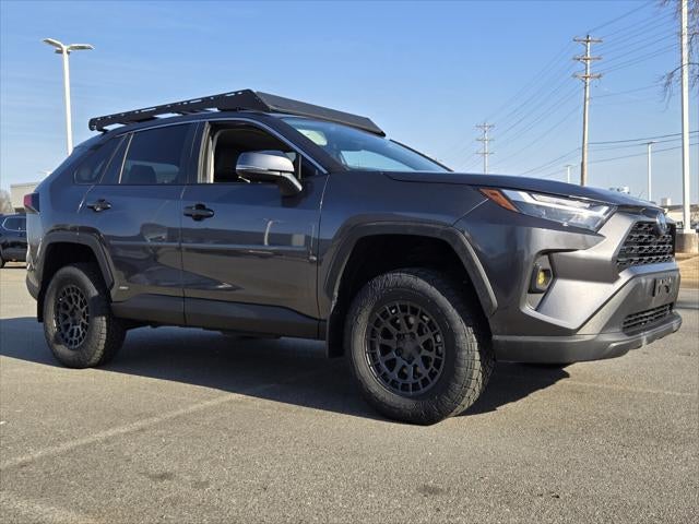 2024 Toyota RAV4 HYBRID XLE Premium