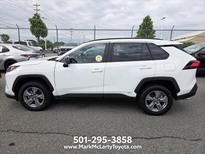2022 Toyota RAV4 Hybrid LE