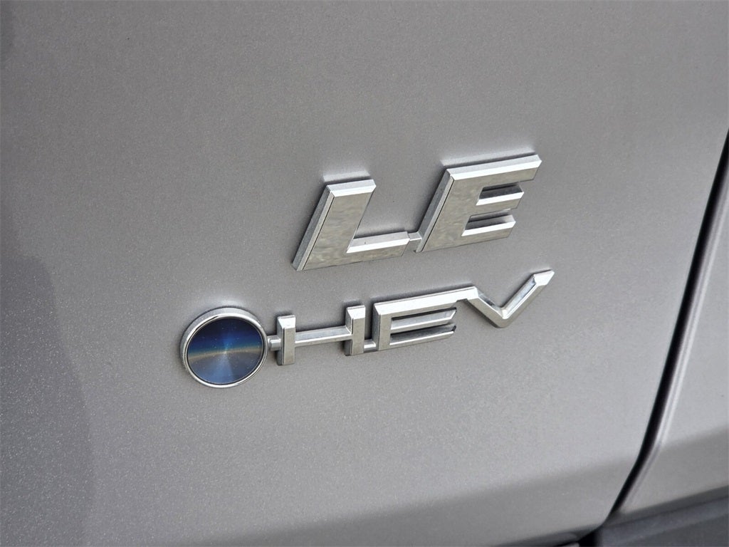 2025 Toyota RAV4 HYBRID LE