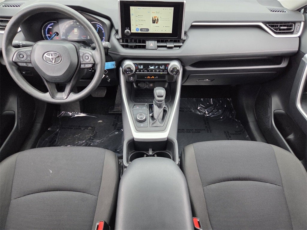 2025 Toyota RAV4 HYBRID LE