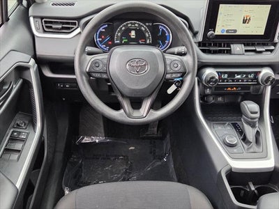 2025 Toyota RAV4 HYBRID LE
