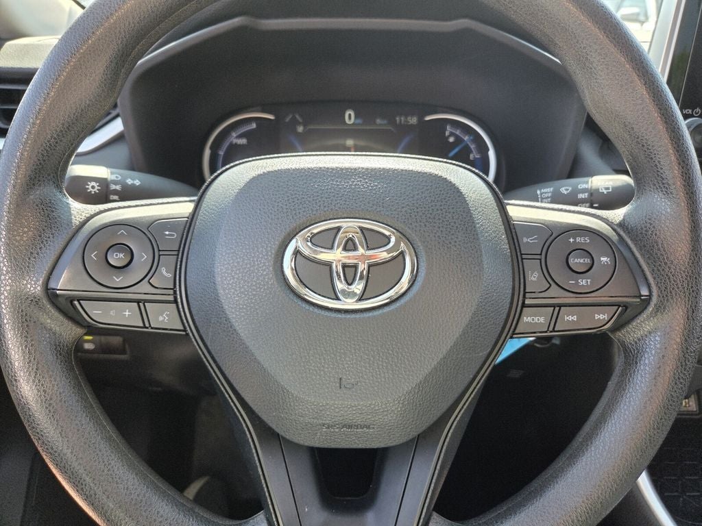 2025 Toyota RAV4 HYBRID LE