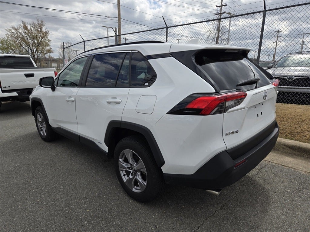 2025 Toyota RAV4 HYBRID LE