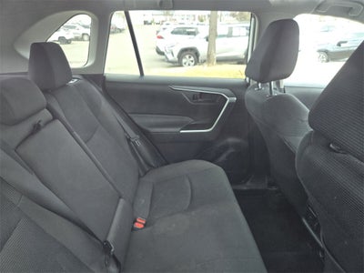 2025 Toyota RAV4 HYBRID LE