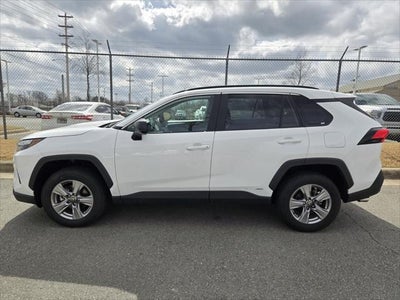 2025 Toyota RAV4 HYBRID LE