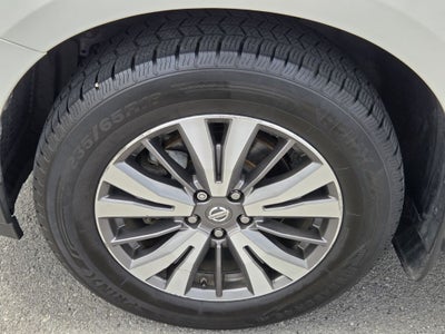 2017 Nissan Pathfinder SL