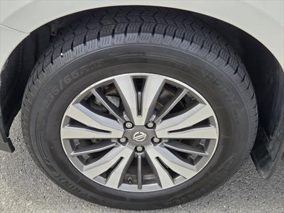 2017 Nissan Pathfinder SL