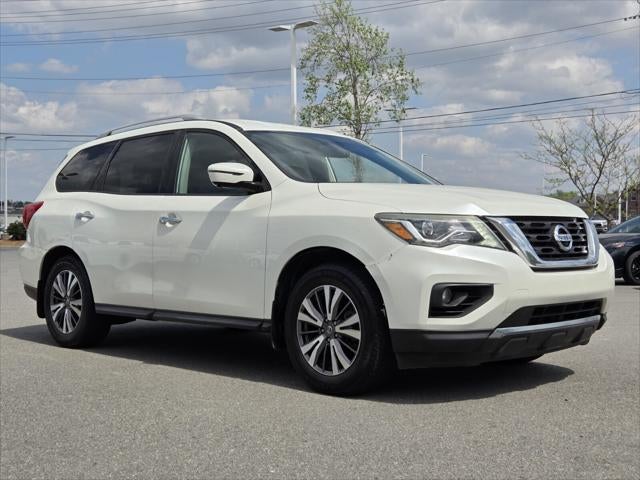 2017 Nissan Pathfinder SL