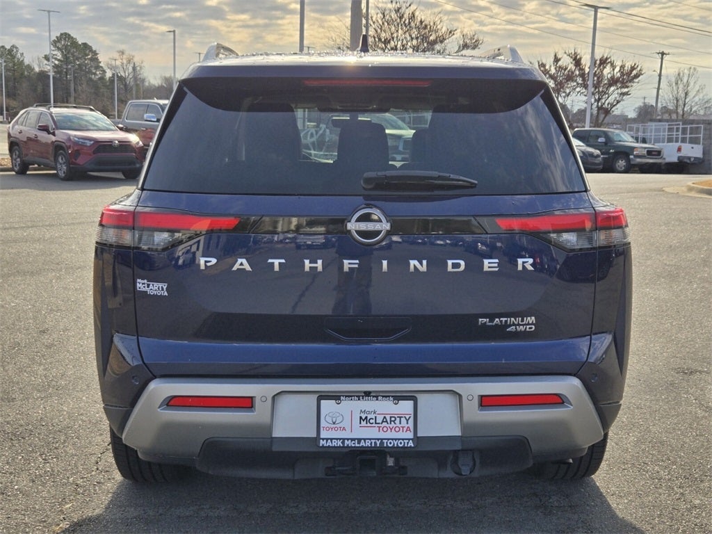 2023 Nissan Pathfinder Platinum