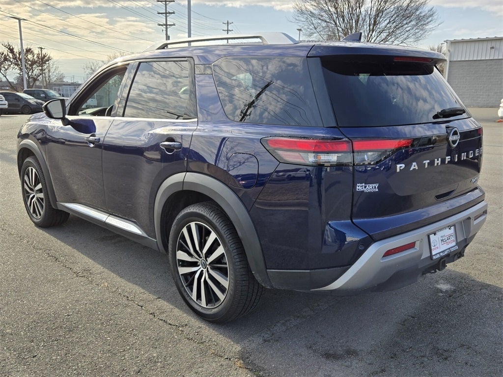 2023 Nissan Pathfinder Platinum