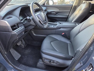 2025 Toyota GRAND HIGHLANDER XLE