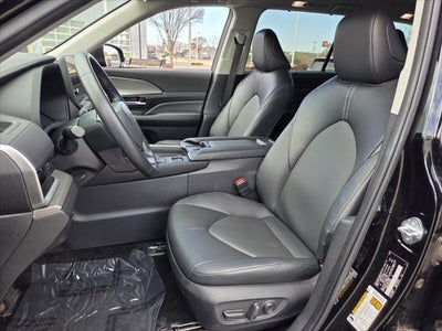 2025 Toyota GRAND HIGHLANDER XLE